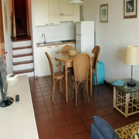 In Di Arzachena, Sardinia Apartman *